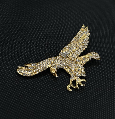 Vintage gold tone flying eagle - gold,
